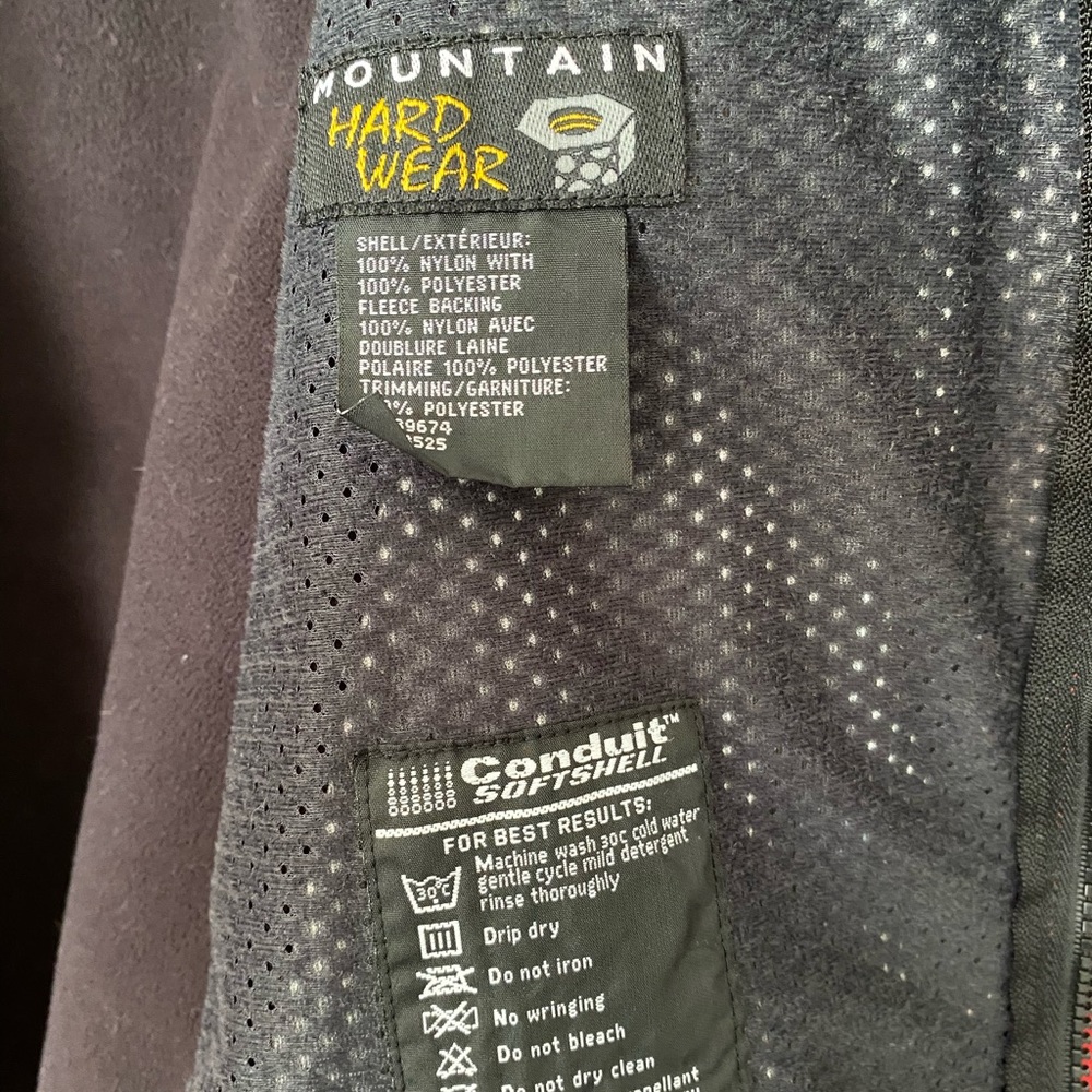 Mountain Hard Wear Soft Shell - Picture 8 of 8